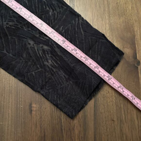 Gloria Vanderbilt Casuals Black Goth Geometric Sheer 3/4 Sleeve Button Up Top M - Picture 10 of 10